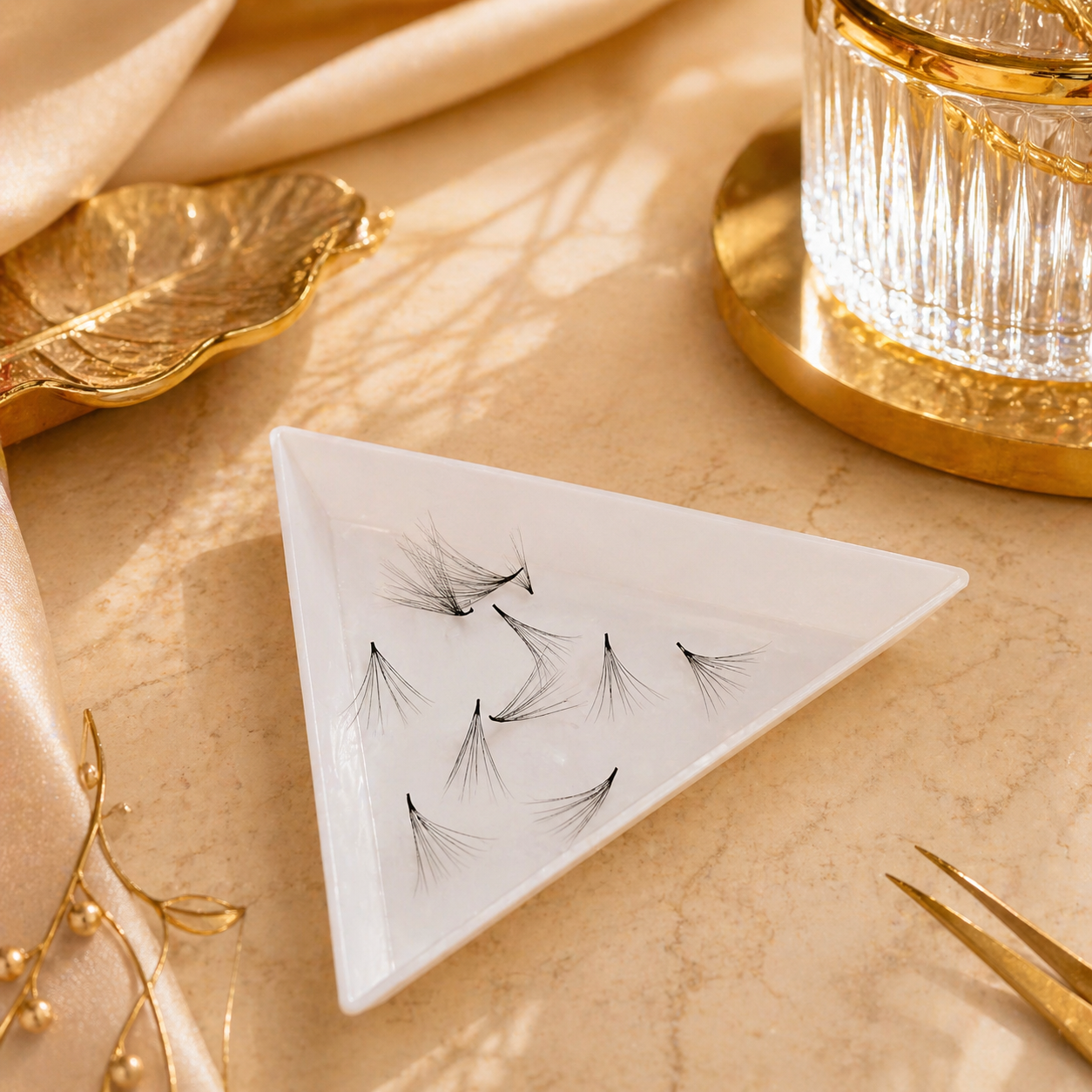 Ablage für Loose Fans – Dreieck Lash Tray